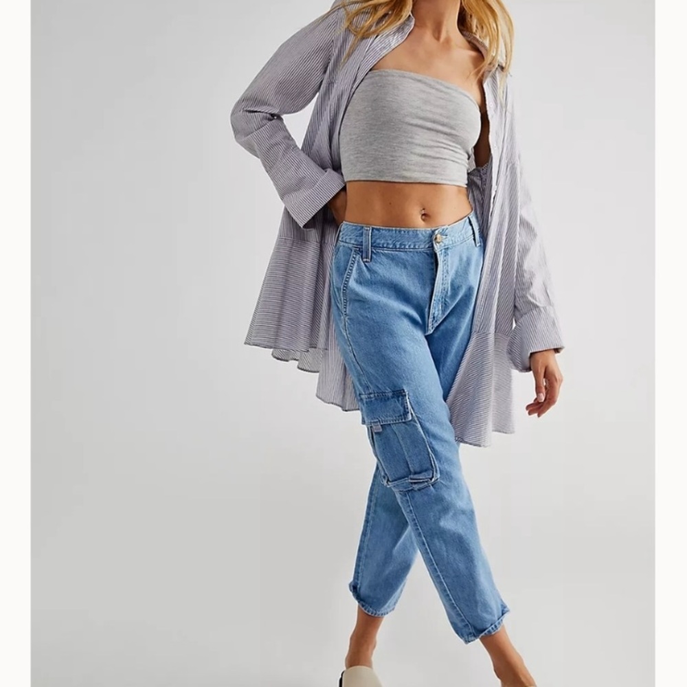 Levi’s Premium High waist Denim Cargo Pants